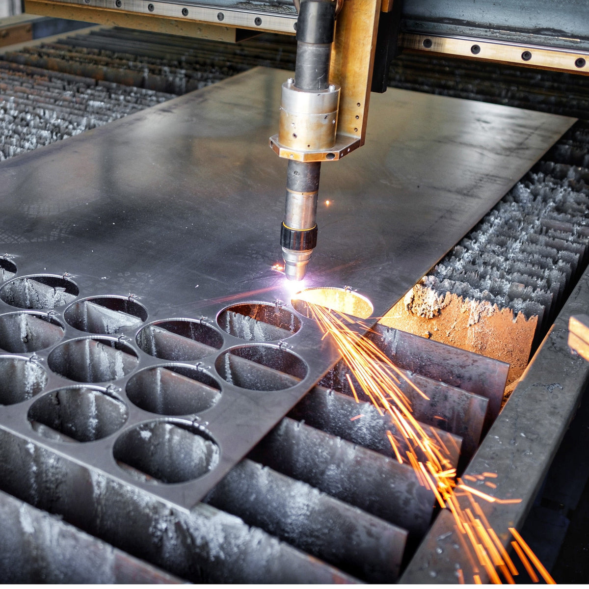 Precision metal cutting at Hawley Services